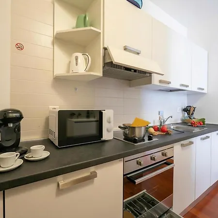 Moonlight - 150m From The - Happy Appartement Lugano