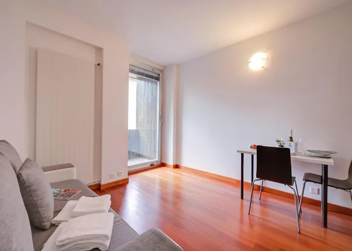 Moonlight - 150m From The - Happy *