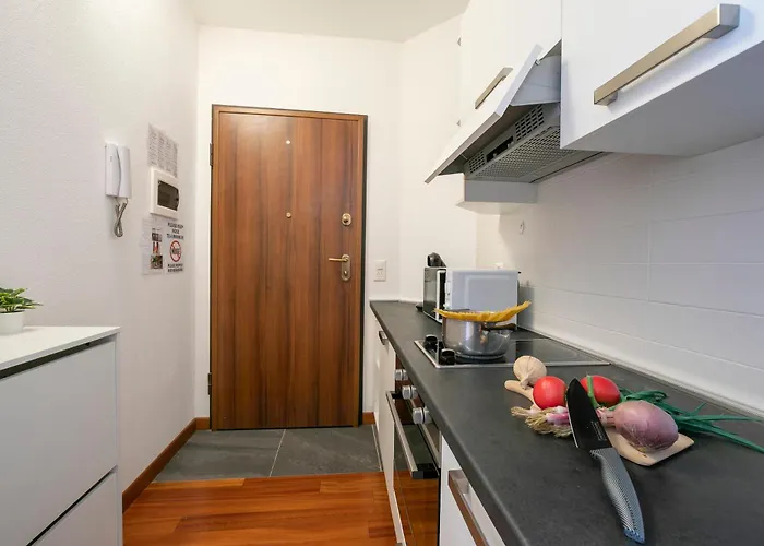 Moonlight - 150m From The - Happy Лугано